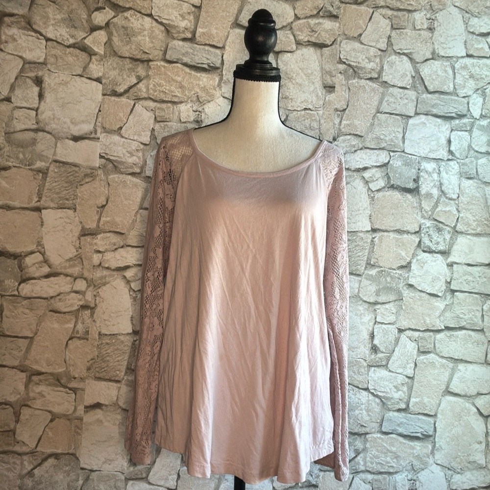 Comfy Lace Sleeve Women's Top - Pink